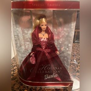 2002 Special Edition Holiday Celebration Barbie!!